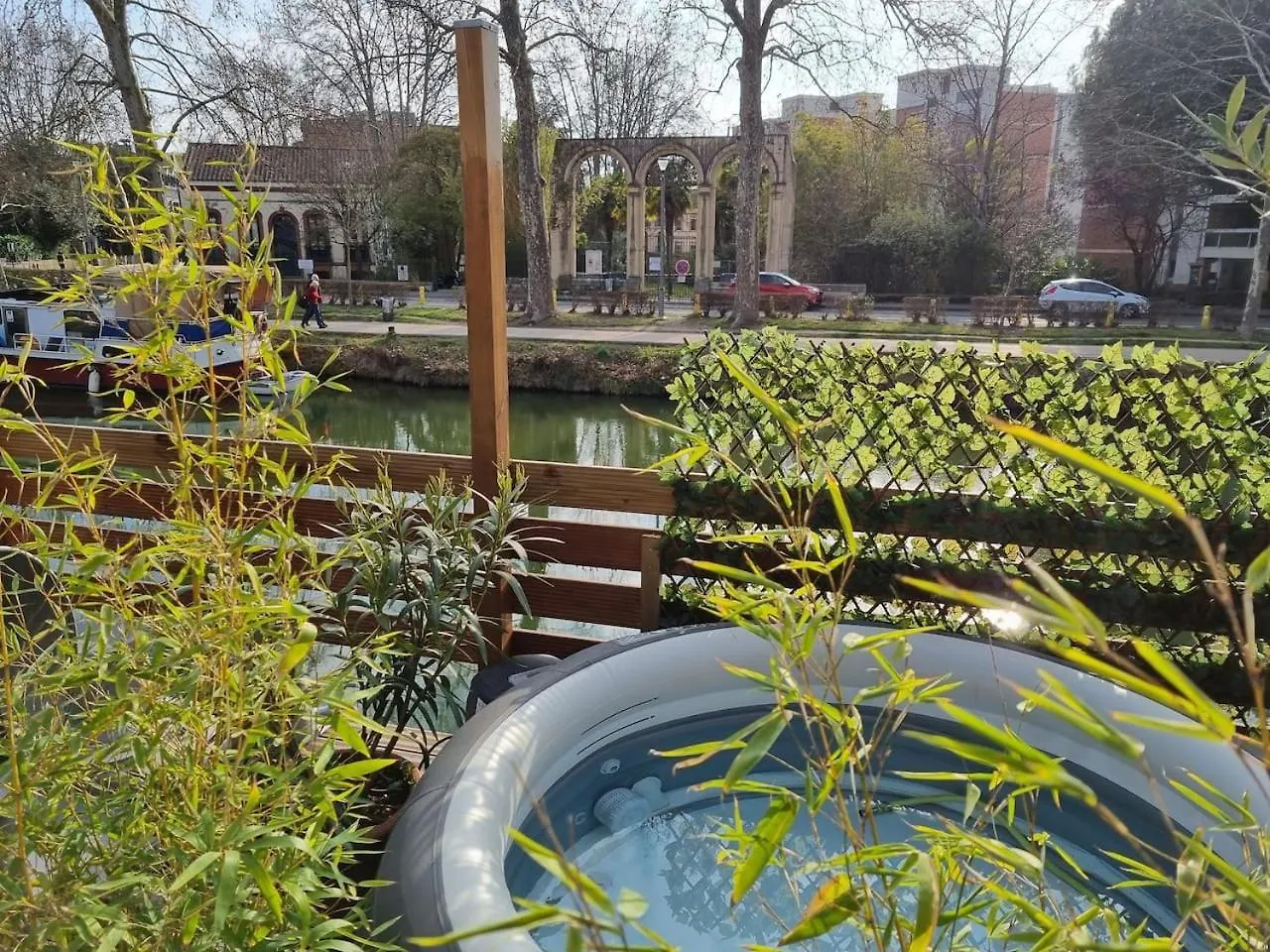 Peniche De Charme Avec Jacuzzi Sur Canal Du Midi Toulouse 0*,