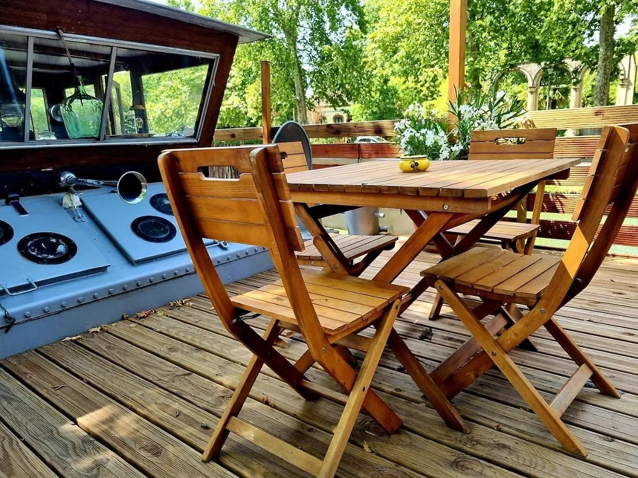Botel Peniche De Charme Avec Jacuzzi Sur Canal Du Midi Toulouse France