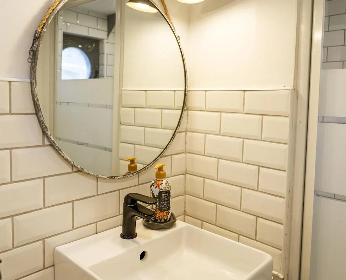 船屋 Peniche De Charme Avec Jacuzzi Sur Canal Du Midi 圖盧茲 法国